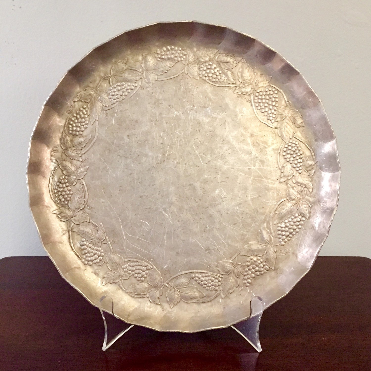 Antique 1940’s Round Hammered Aluminum Everlast Metal Tray
