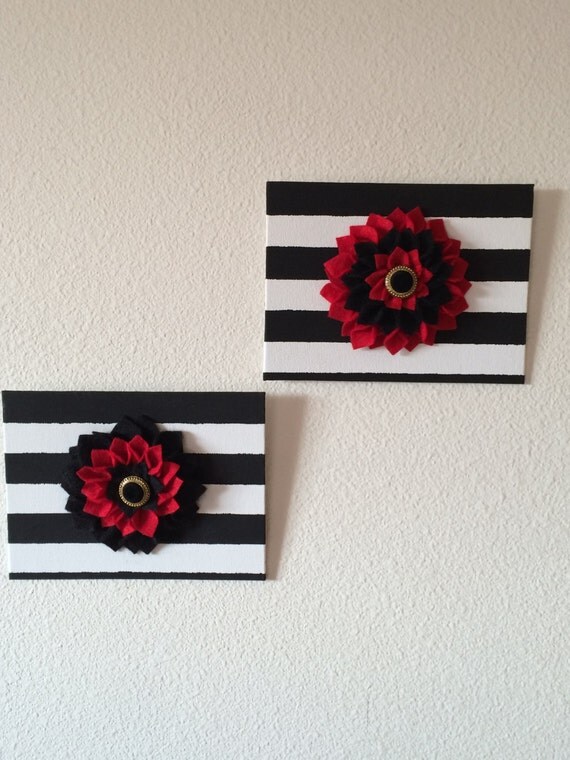 felt flower wall art by MitchellClanArts on Etsy