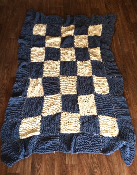 Items similar to Handmade patchwork quilt on Etsy