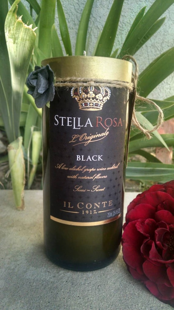 Stella Rosa L'Originale Black Scented Soy Candle