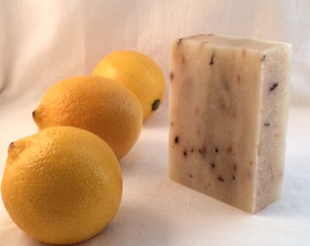 Hand-crafted Peppermint Tea Tree Soap Bar (goat milk)