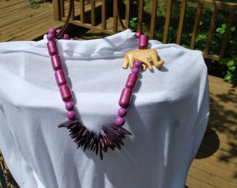 necklace - vintage chunky purple beads with ELEPHANT
