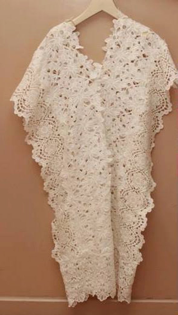 White lace kaftan dress