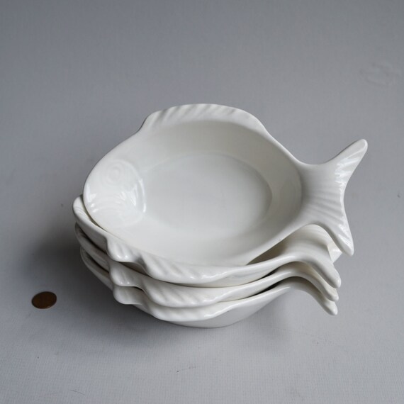 Vintage Set of 4 White Ceramic Fish Calif USA 874 Serving