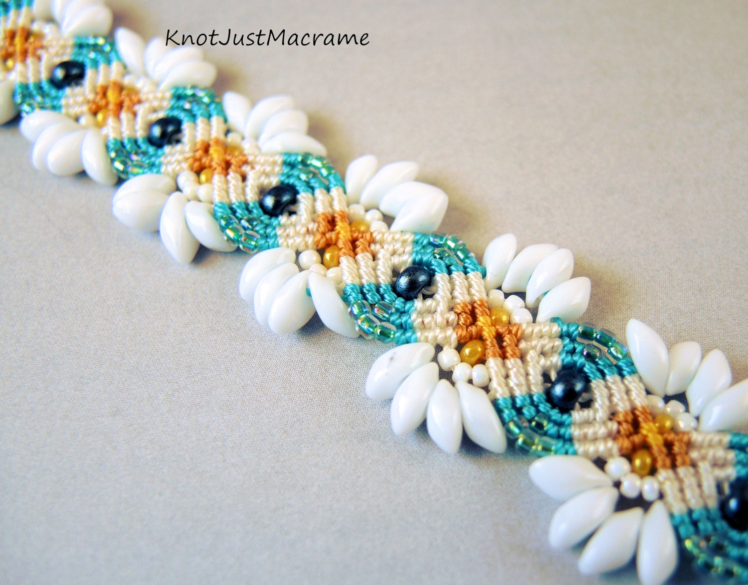 Daisy Micro Macrame Bracelet Summer Flowers Floral