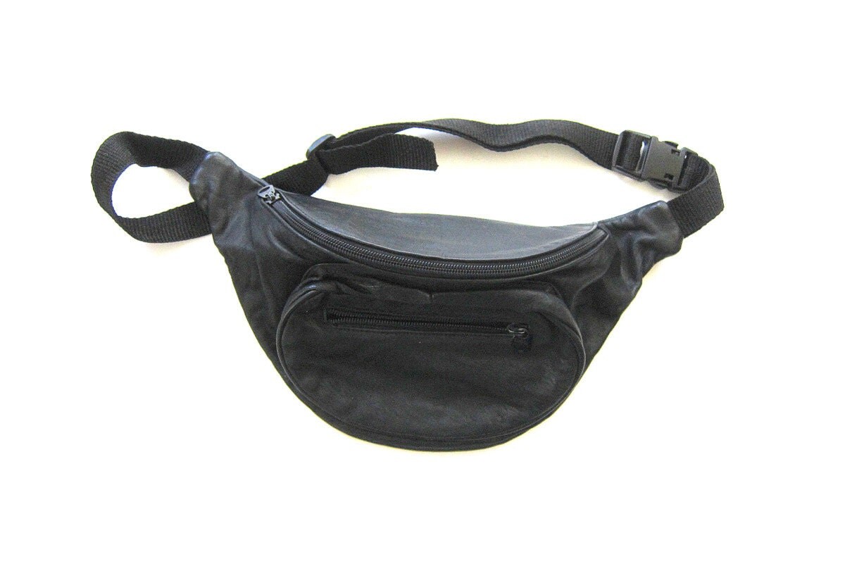 Vintage black 1980s fanny pack waist purse