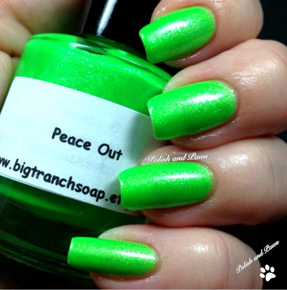 Neon Green Nail Polish Fluorescent FREE U.S. SHIPPING