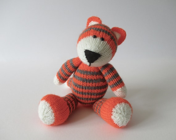 Toby the Tiger toy knitting pattern by fluffandfuzz on Etsy