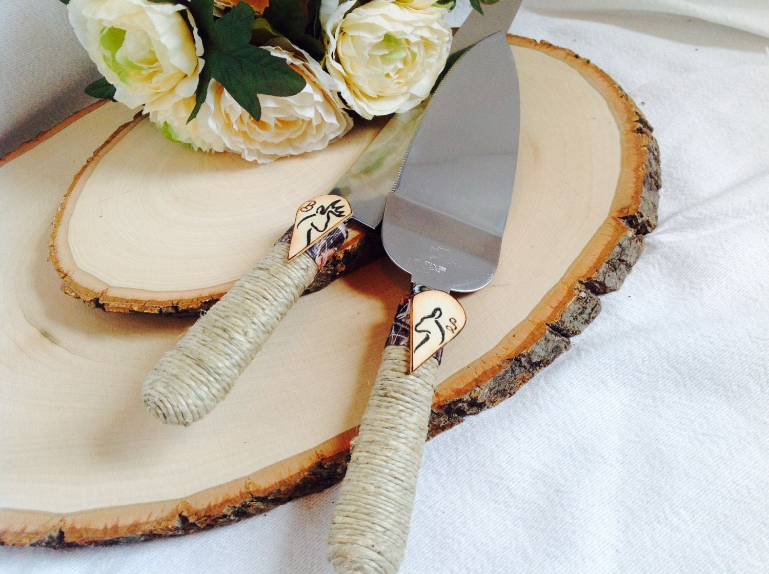 Buck and Doe Camo  Rustic Barn Wedding  Cake  Cutting  Set  