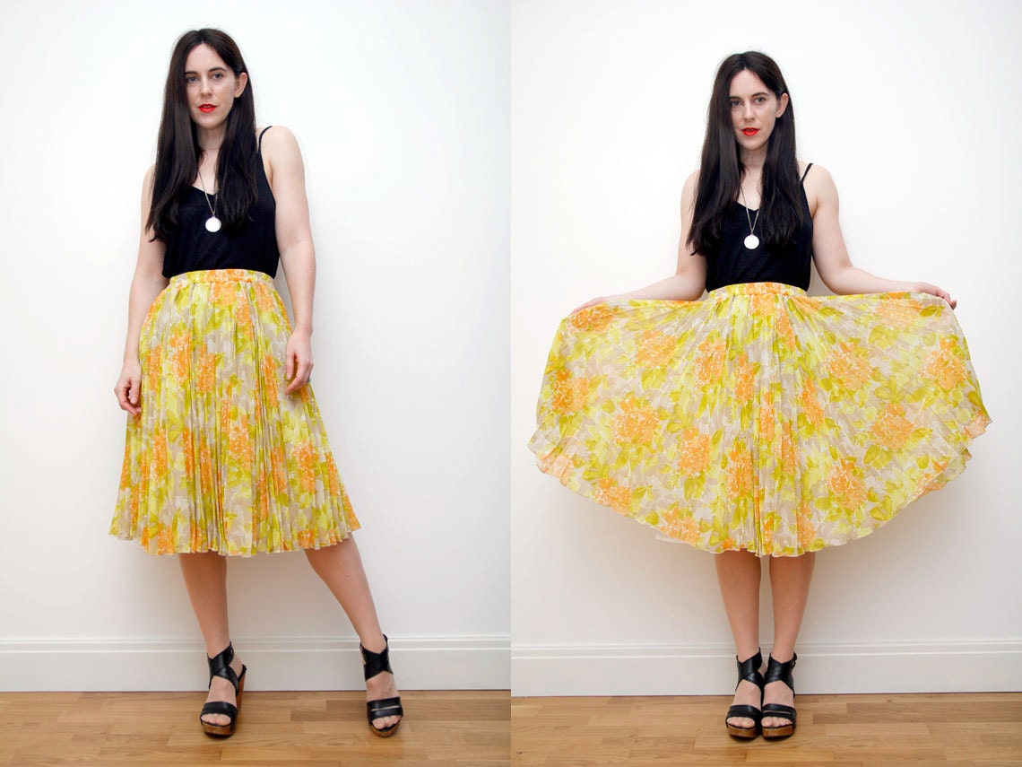 Vintage Floral Sheer Full Circle Midi Pleated Skirt Haute Juice 