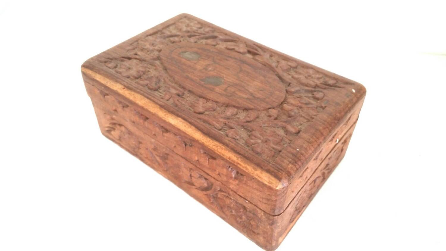 Vintage Handcarved Wood Box Brass inlay jewelry by ZomaleeVintage