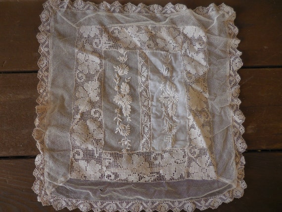 Vintage Lace Off White 1920s to 1940s Pillow Cover Decorative