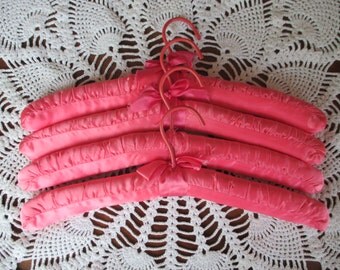 Vintage Padded Satin Hangers - Set of Four - (Pink)