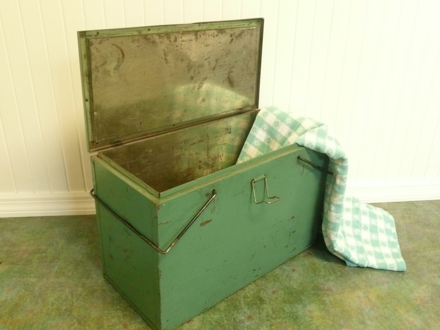 RARE 1930s Metal Cooler Tin Metal Picnic Camping Cooler