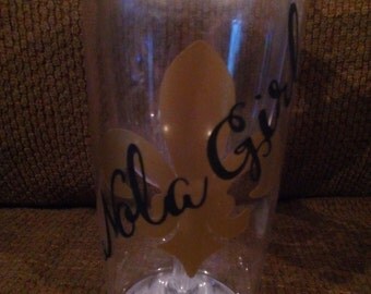 Nola Girl Fleur de Lis tumbler