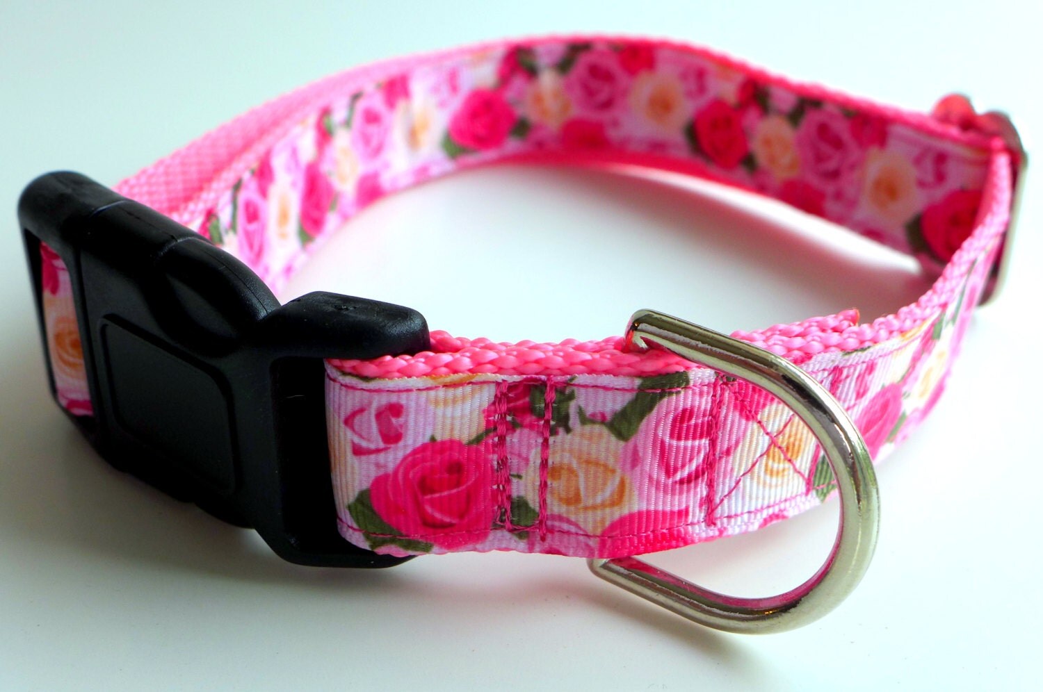 Feminine Dog Collar / Pink Roses Delicate Collar /Pretty