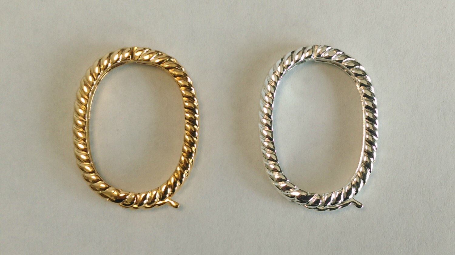 Sm TWISTER Shortener Clasp for Pearl and Bead Strands Enhancer