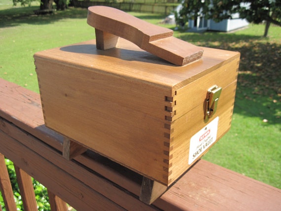 kiwi shoe shine box