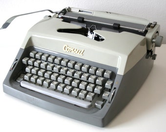 SUMMER SALE 30% OFF!! Vintage. Gray. Consul. Typewriter. from Czechoslovakia. Excellent condition (TY104)