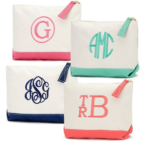 Bridesmaid Gifts. Makeup  monogrammed Bridesmaid   gifts Monogrammed Monogrammed bridesmaid Bag