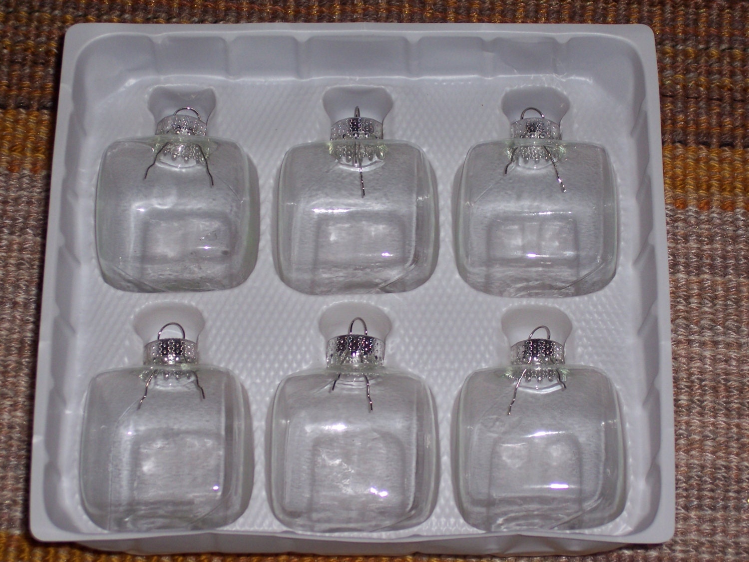 square glass ornament to decorateclear cube60mm2 36in square glass ornament to decorateclear cube60mm2 36in