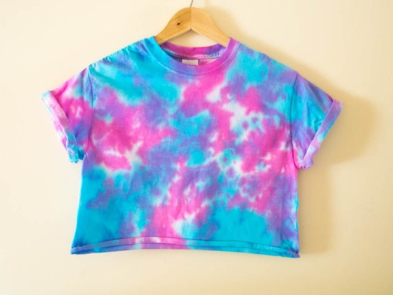 Pink Blue Tie Dye Crop Top T-Shirt by RetroSpectiveApparel