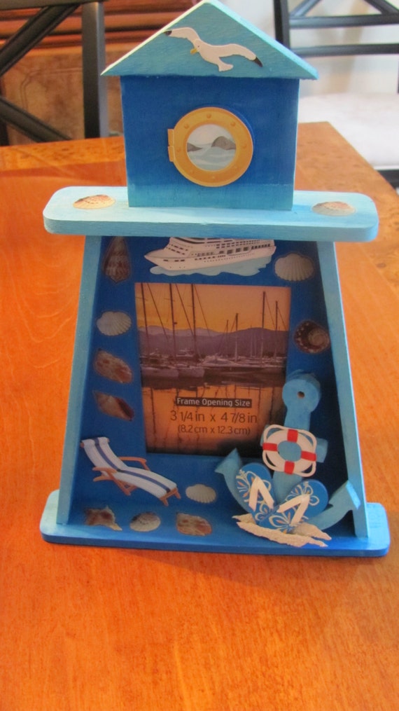 Lighthouse photo frame