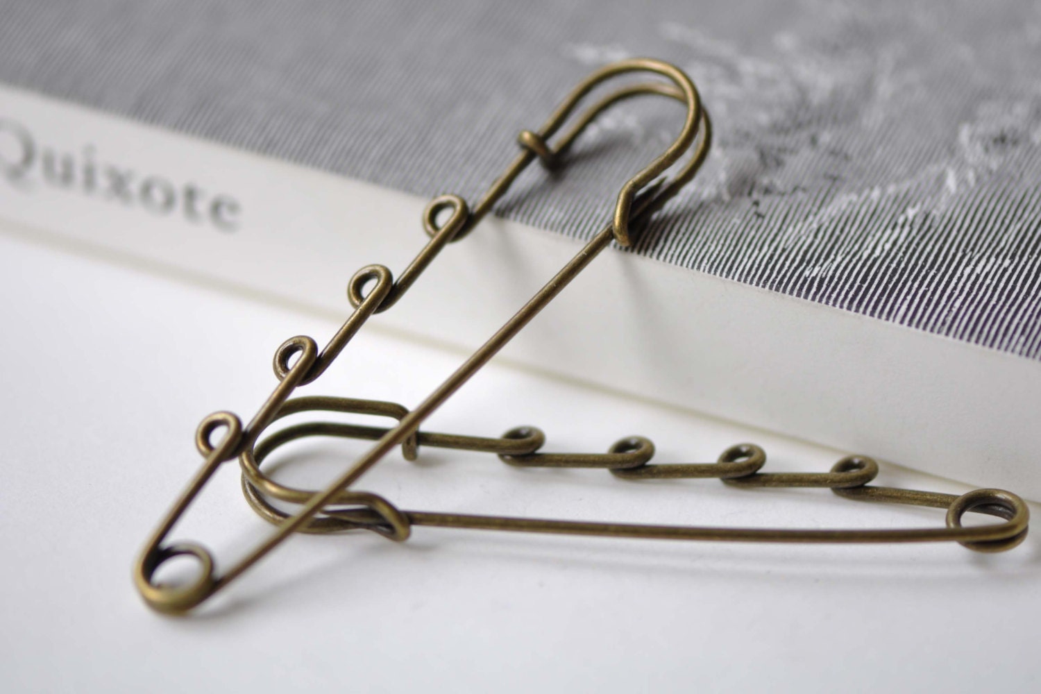 5 x antique bronze 50mm metal kilt safety pin with 5 loops brooch pins jewelry ebay 10 pcs antique bronze four loops kilt pin safety pins broochs 18x75mm a2994 from verycharms on 5 x antique bronze 50mm metal kilt safety pin with 5 loops brooch pins jewelry ebay 10 pcs antique bronze four loops kilt pin safety pins broochs 18x75mm a2994 from verycharms on