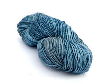 MERICANA - Yarn - Hand Painted DK Yarn - Merino - Eco Friendly - 4-Ply