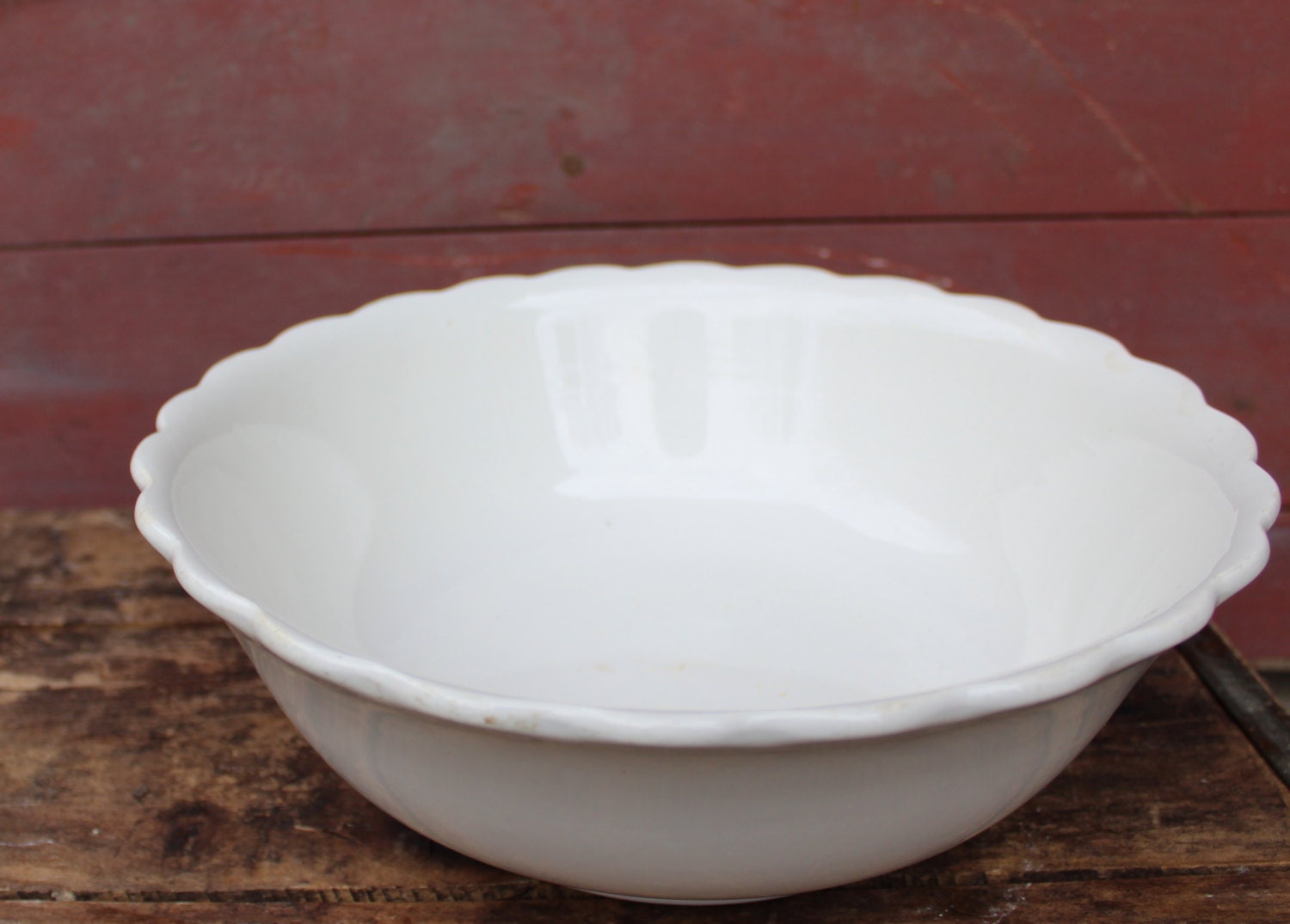 Large 1935 Homer Laughlin Ironstone Bowl / Scalloped Edge Ironstone ...