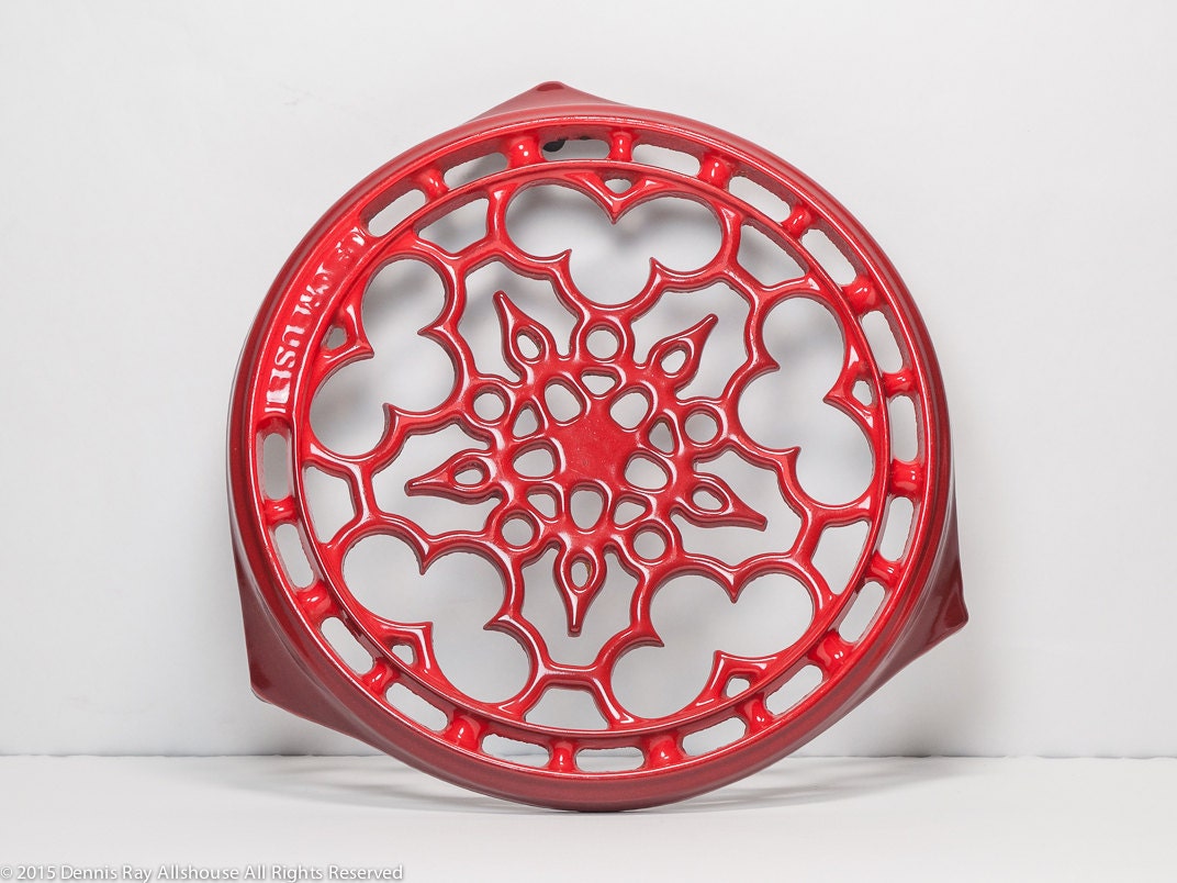 Le Creuset red enamel cast iron trivet made in France 9 inches