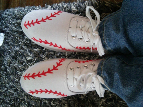 nike shoes with baseball stitching