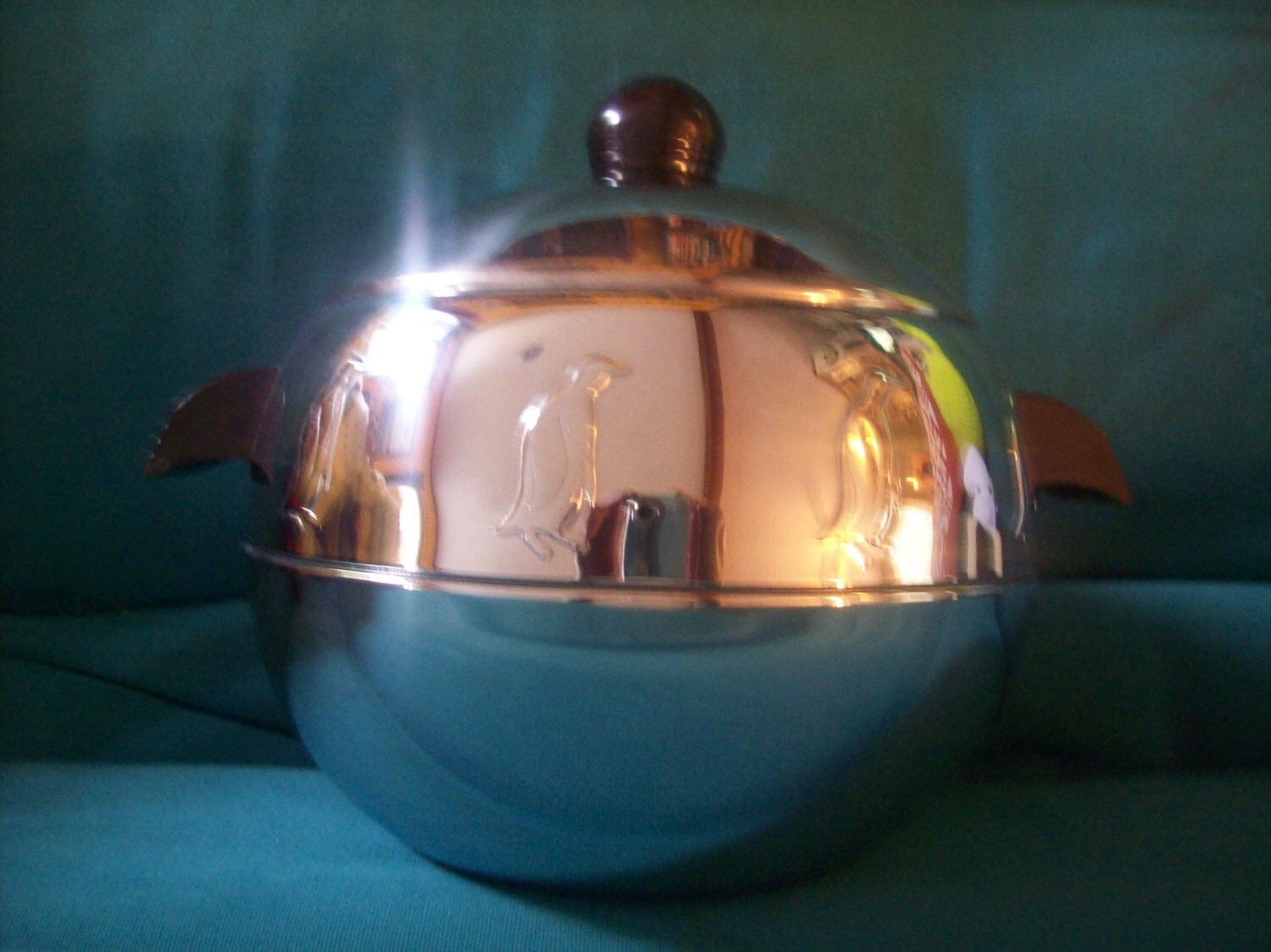 Vintage 1950’s Penguin Hot and Cold Server – Haute Juice