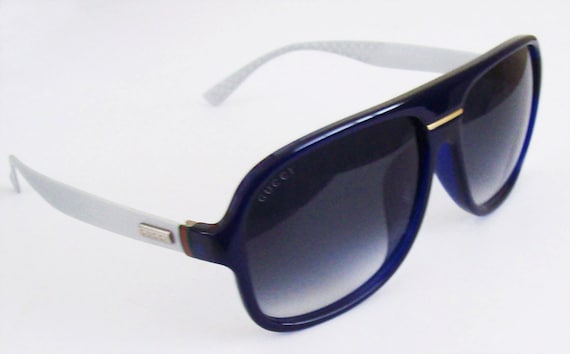 Vintage sunglasses Gucci Navy Blue Frame Light Gray temples