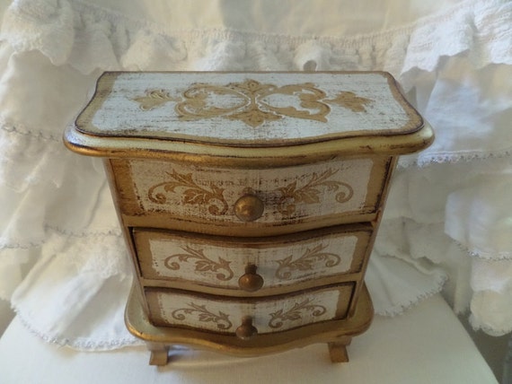 vintage italian florentine shabby chic jewelry box details vintage italian florentine shabby chic jewelry box details