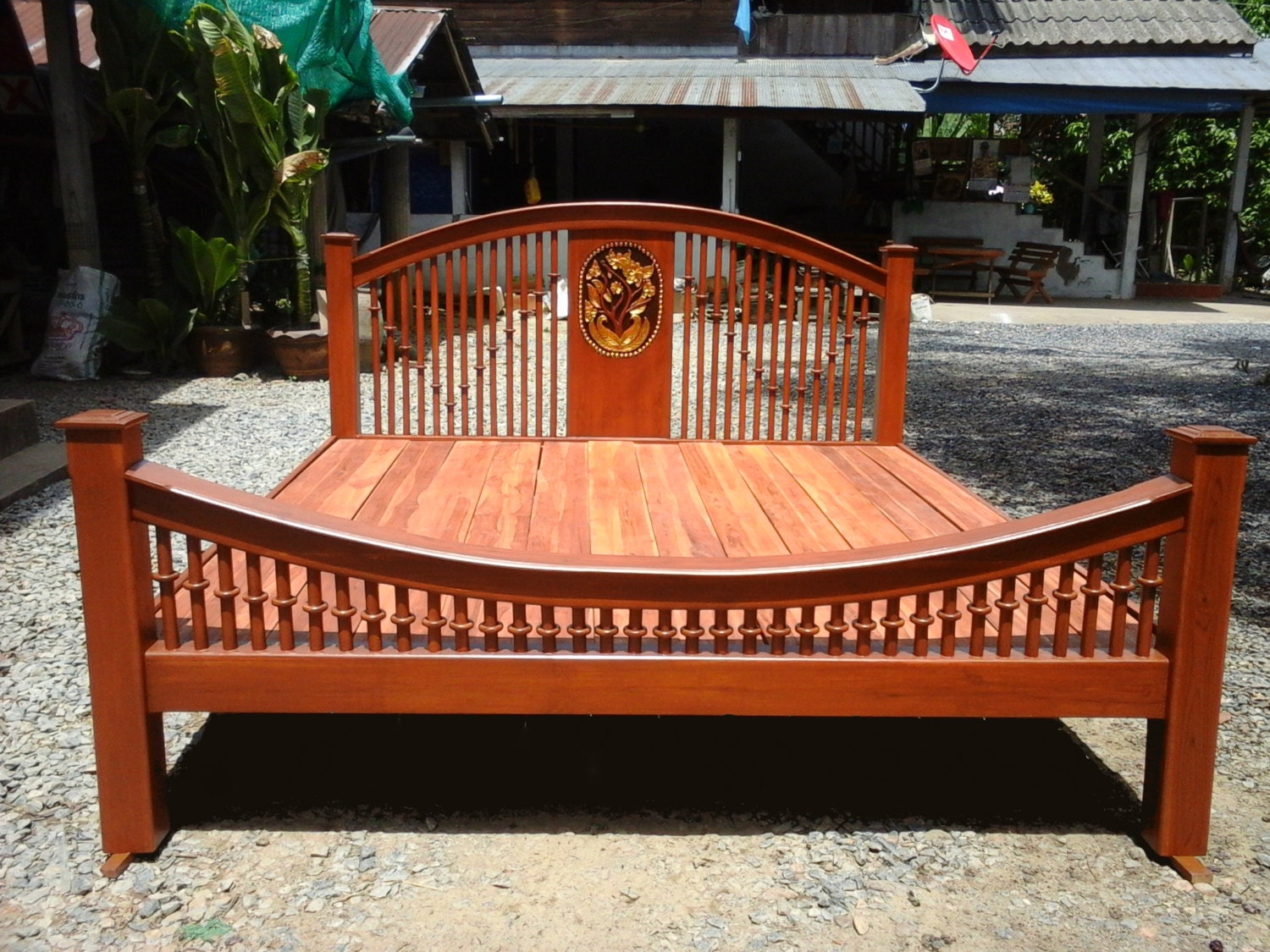 Modern king & queen size carving teak wood platform bed frame