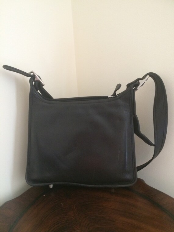 COACH 9966 Vintage Legacy Black Leather Shoulder Bag Crossbody
