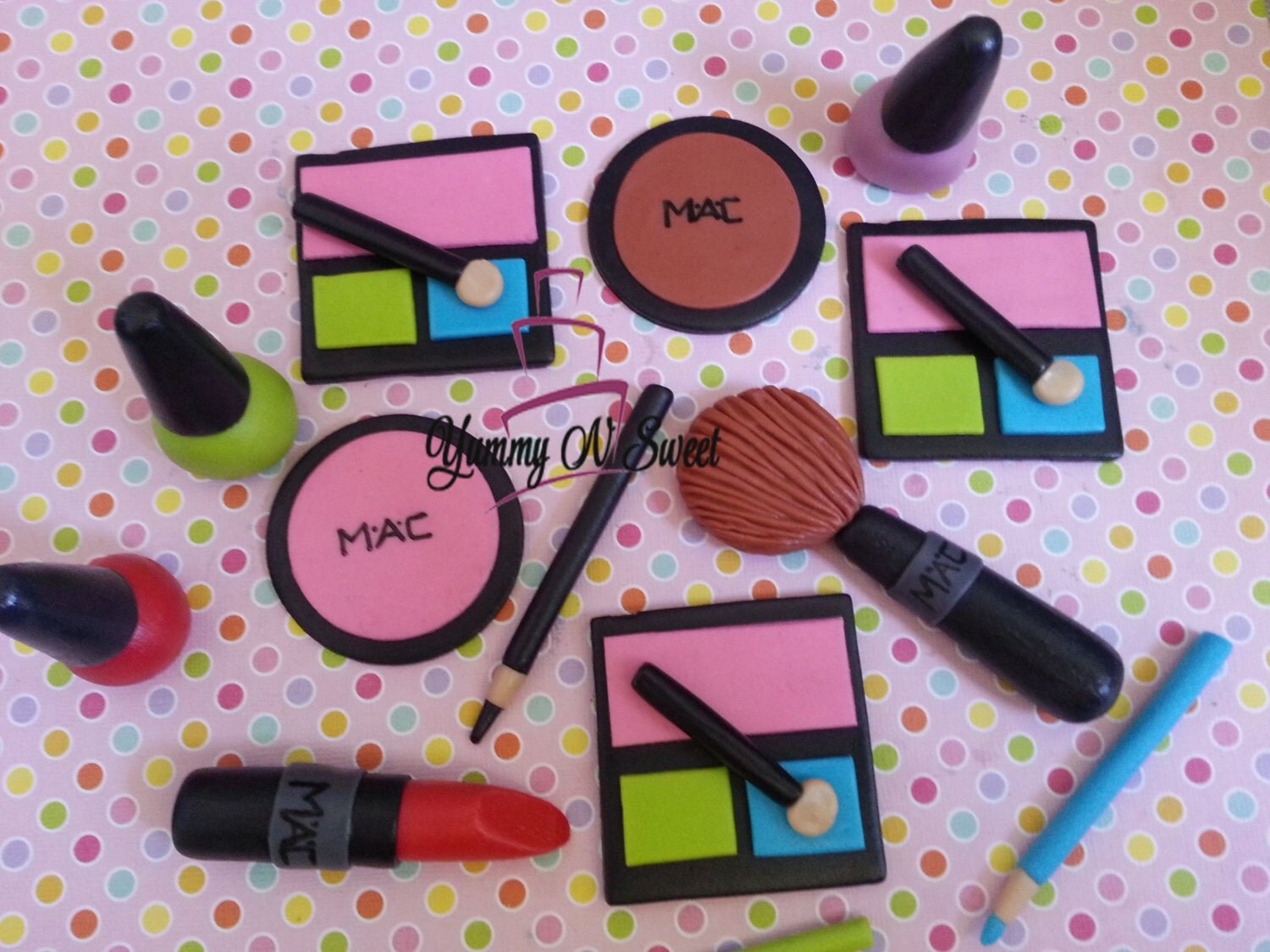 edible fondant Makeup Cupcake Toppers by YummyNSweet on Etsy