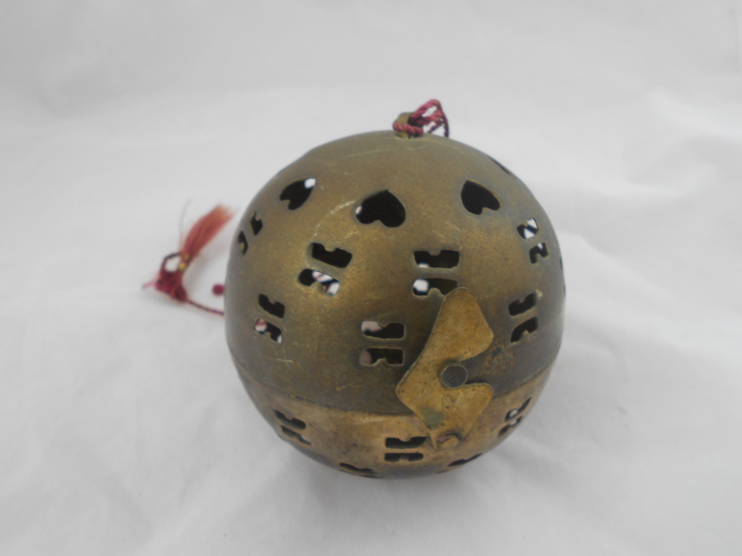 Vintage Solid Brass Trinket Box Ball – Haute Juice