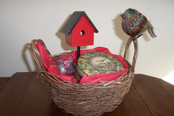 bird lover collectors gift basket unique bird theme basket bird lover collectors gift basket unique bird theme basket