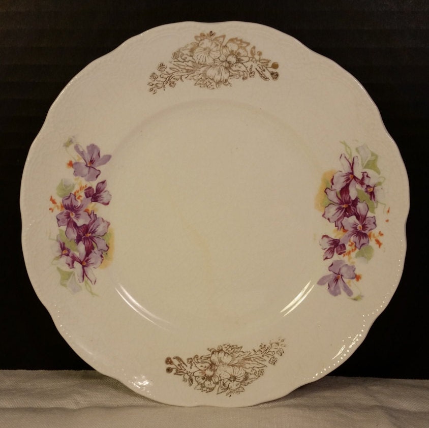 Knowles Taylor 4 Dessert Plates SemiVitreous Porcelain