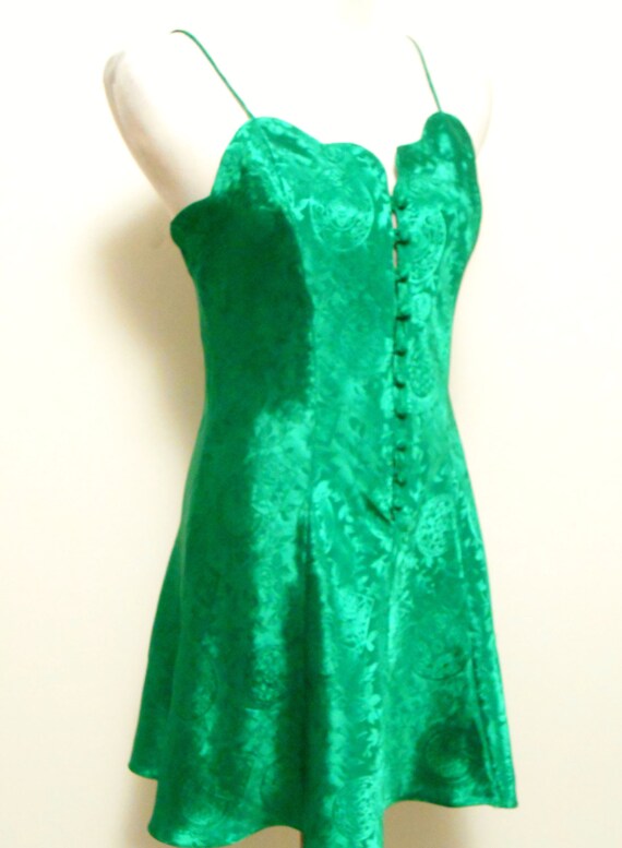 Fae myenne ngs essay false gold picture