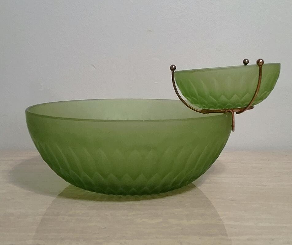 Vintage 1960s Chip and Dip Bowl Set in Green Frosted Glass