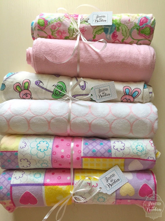 Set of 2 Receiving Blankets by StanzadelBambino on Etsy