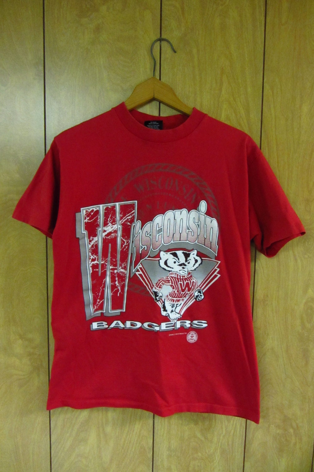 Vintage Wisconsin Badgers T-shirt Vintage 90's Bucky