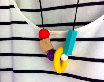 Teething necklace/ breastfeeding /babywearing: 'A Lesson in Geometry'