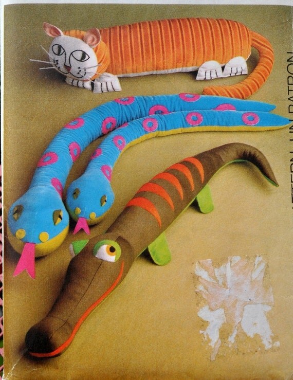 snakes in alligator stuffed animal
