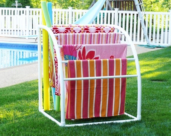 Pool Towel Rack Ideas 5 ways in which pvc pipes can decorate and organize your home pool towel rackspool 7 Bar Curved Towelmaid Rack Pool Towel Rack Ideas design ideas outdoor showers and tubs towel storagetowel 7 Bar Curved Towelmaid Rack