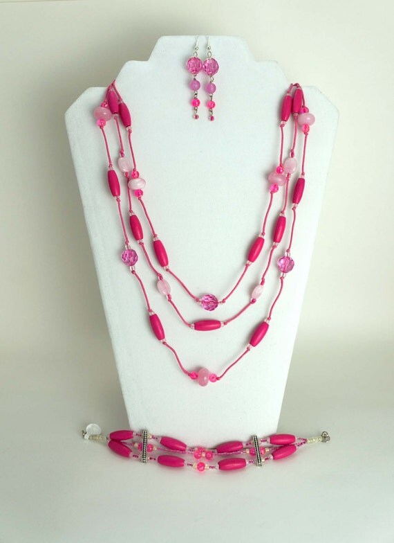 Items similar to Pretty in Pink and Fuchsia Jewelry Set M4133 on Etsy