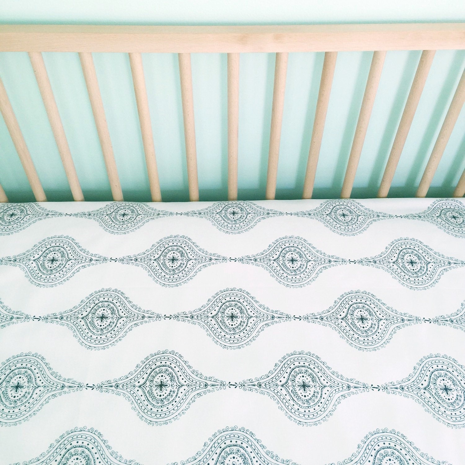 Crib Sheet Moroccan Black on White. Fitted Crib Sheet. by iviebaby